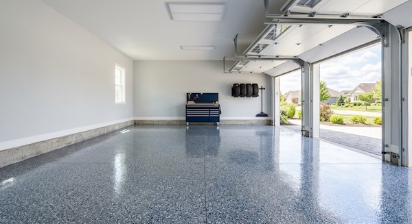 Epoxy flake garage floor coating in Hardeeville SC with gray and blue decorative flakes